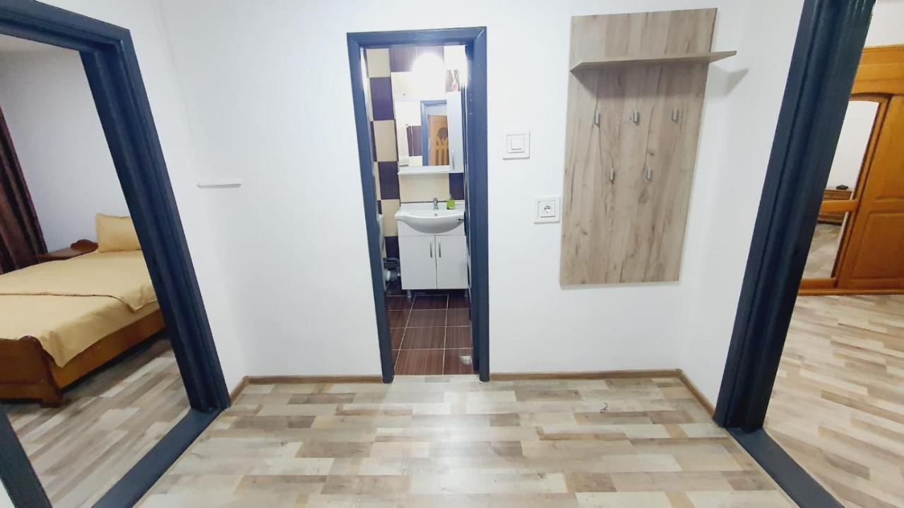 Апартаменти Apartament Radoi Дробета-Турну-Северин Екстер'єр фото